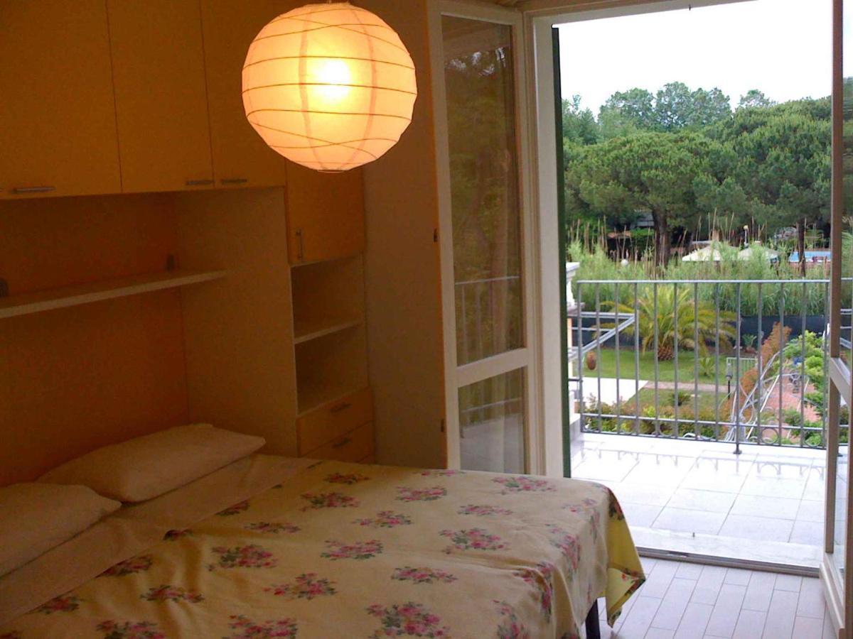 Apartment In Marina Di Massa - Toskana 24103 Buitenkant foto